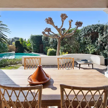 Magnificent House - Ac- 5br-10p- Valmer
