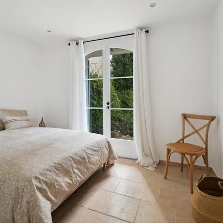 Magnificent House - Ac- 5br-10p- Valmer Apartament *